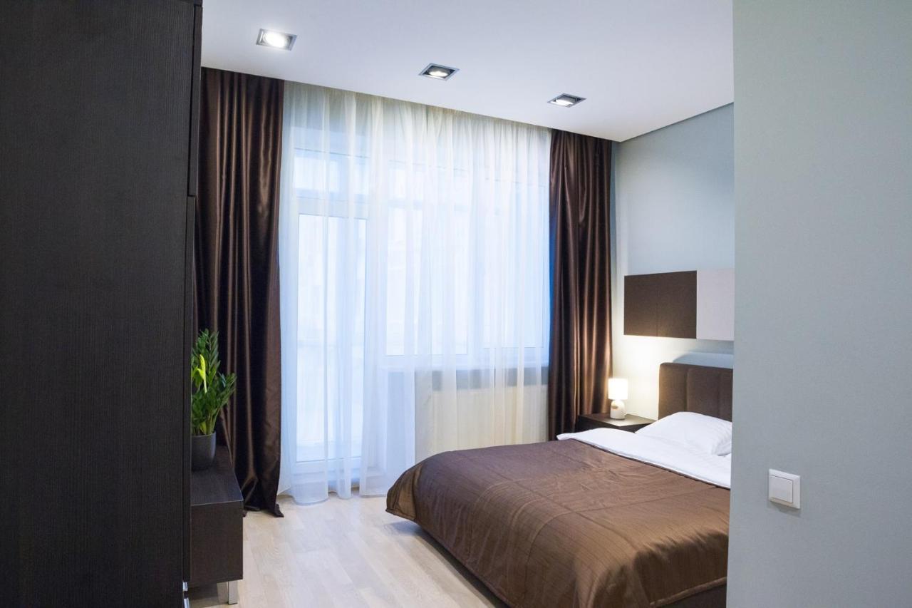 Navit Apartments With Breakfast, Near The Railway Station, The City Center And The Park Kiev Esterno foto